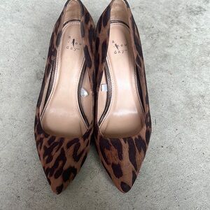 Leopard print heels!